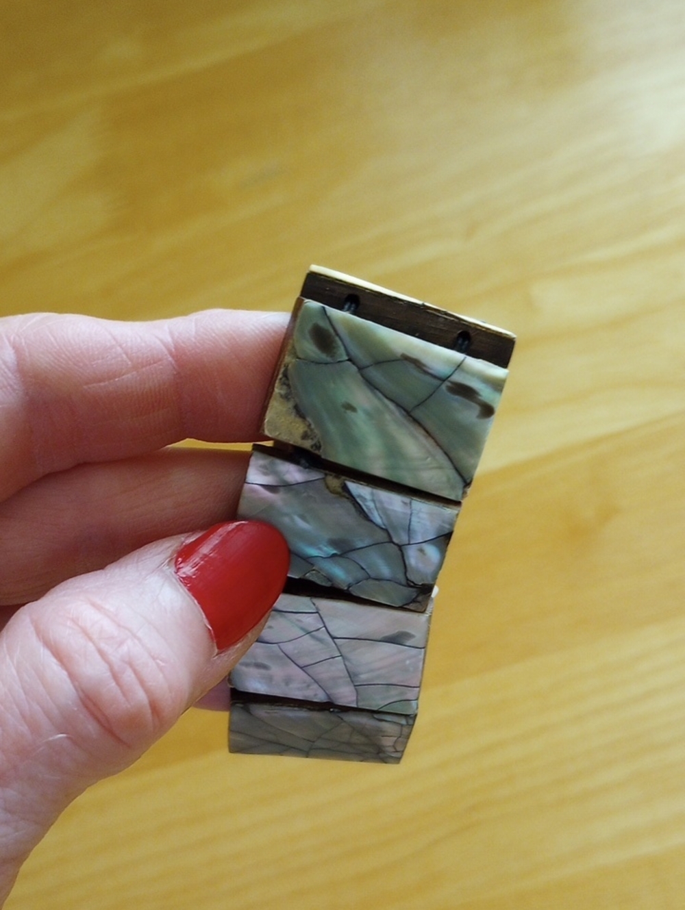 Abalone Shell Inlay Stretch Bracelet - Green/Gray